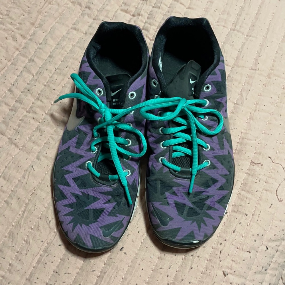 Nike free run shoes
